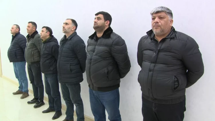 Sarayda saxta “Fairy”, “Ariel“, “Head & Shoulders” hazırlayanlar tutuldu - FOTO