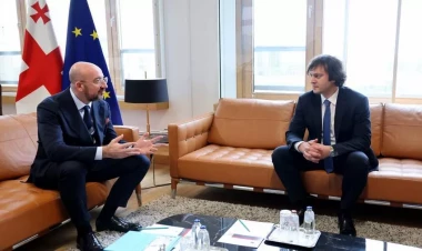 Mişel ilə Kobaxidze arasında telefon danışığı olub: “Tarixi şansı qaçırmayın”