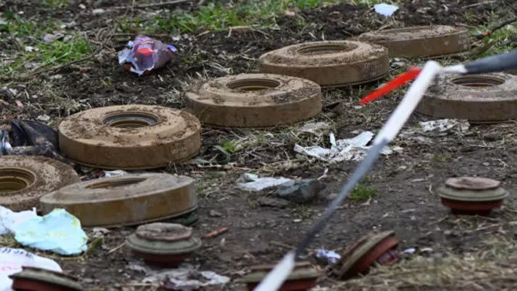 Ermənilər kəndlərimizə döşədikləri 