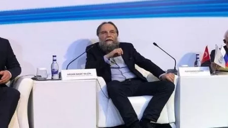 Dəyərlər, ailə, inanc məhv edilir - Dugin