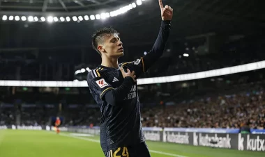 Tarixə düşə bilər... Premyer Liqadan Arda Gülərə çılğın təklif!