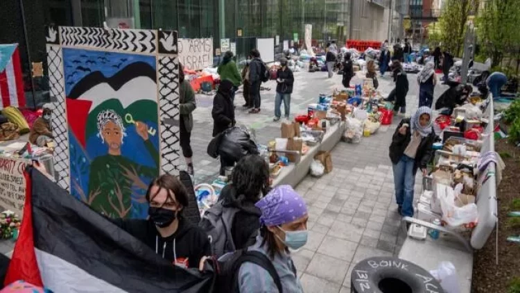 ABŞ-də 700-dən çox tələbə saxlanıldı