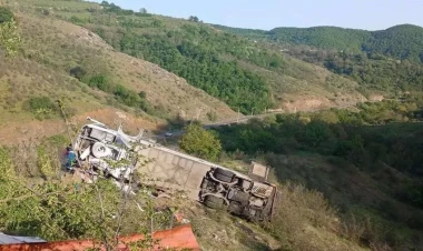 Zəngəzurda İrana məxsus avtobus qəzaya uğrayıb, ölənlər və yaralananlar var
