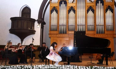 Kamera və Orqan Musiqisi Zalının səhnəsində “Gənclərə dəstək” layihəsi çərçivəsində konsert keçirilib - FOTO