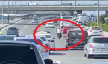 Motosikletlə narkokuryerlik edirdi - Polisi görüb qaçdı - VİDEO - FOTO