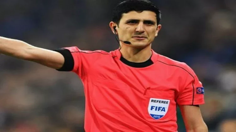 Azərbaycanlı hakim Fatih Terimin komandasının oyununda