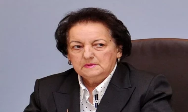 Elmira Süleymanova vəfat etdi