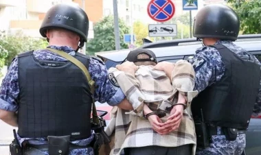 Rusiyada məktəbli dəhşətli cinayətdə ittiham olunur