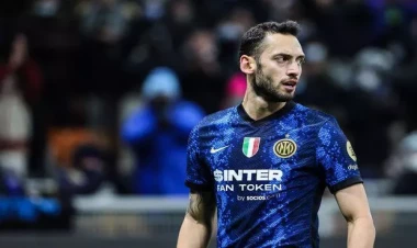 Çalhanoğludan “İnter”in prezidentinə: “Bir fincan qəhvə Tyuram və məndən bahadır”