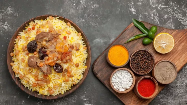 Plovu daha dadlı etmək üçün bunu tökün – Bilinməyən sirlər