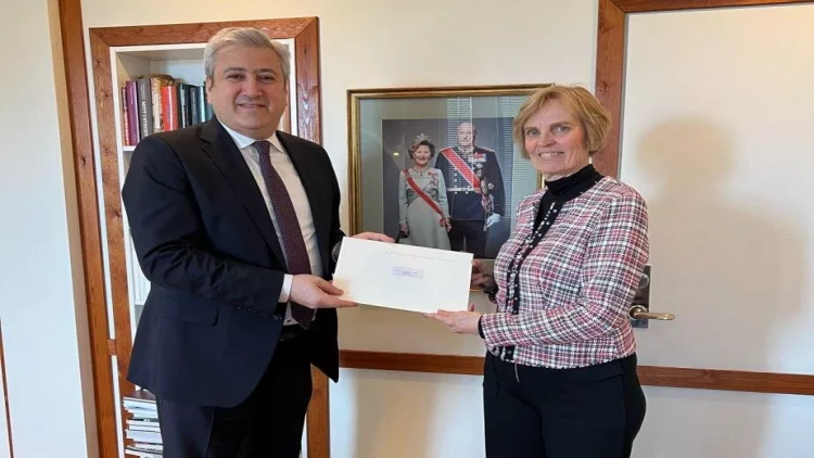 Prezidentin Norveç Baş nazirinə ünvanladığı COP29-a dəvət məktubu səfirə təqdim edilib