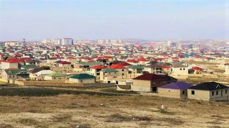 Həyət evi almaq istəyənlərə şad xəbər: 15-20 min manat ucuzlaşacaq