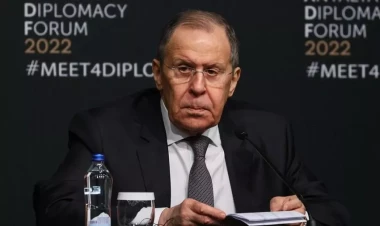 Lavrov: Qərb Ermənistanı Rusiyadan uzaqlaşdırmağa  çalışır