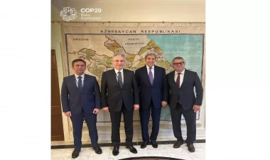 COP29-un prezidenti ABŞ-nin keçmiş dövlət katibi ilə görüşdü