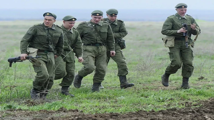 Ruslar ukraynalı əsgəri qeyri-adi yolla əsir aldılar - FOTO