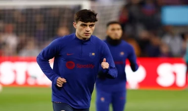 Pedri: “Barselona” vədinə hörmət edəcək”