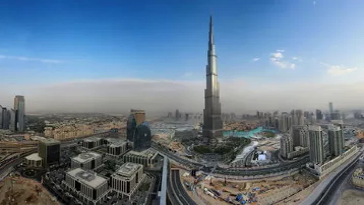 Dubayda qızıldan hazırlanan alt paltarları satışa çıxarıldı - VİDEO