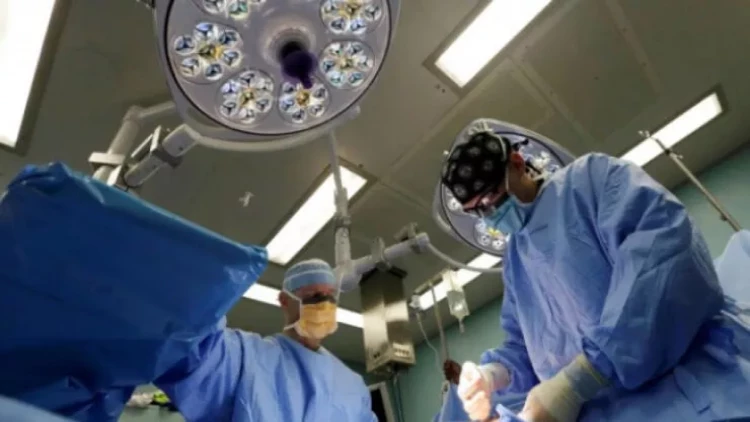 İki barmağını kəsdirdi - Qəribə səbəb