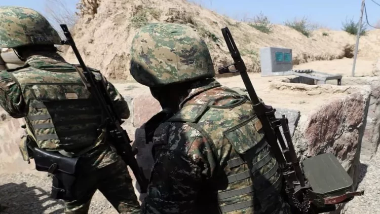 Ermənistan Ordusunun hərbçiləri yol qəzasına düşüb, 4 nəfər ölüb, 20 yaralı var