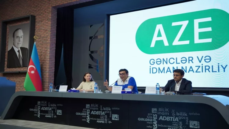 Fərid Qayıbov uğur qazanmış idmançılarımızla görüşüb - FOTO