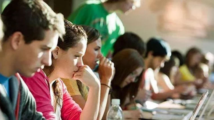 Universitetlərə keçid balları artacaq? - AÇIQLAMA