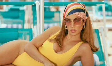 55 yaşlı Cennifer Lopez cazibədar bədənini nümayiş etdirdi - FOTOlar