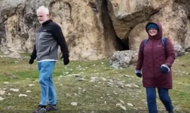 ABŞ səfiri ailəsi ilə Beşbarmaqda - VİDEO