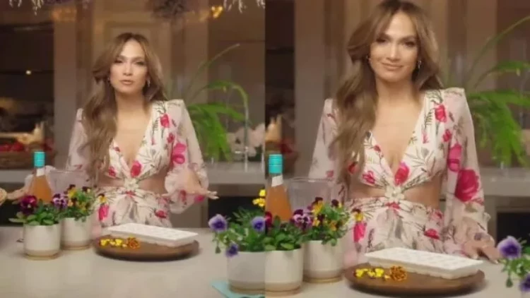 Cennifer Lopez 60 milyon dollarlıq malikanəsinin mətbəxində nə hazırladı? - FOTO