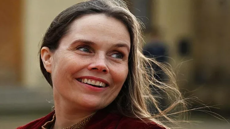 Bu ölkənin Baş naziri istefa verdi