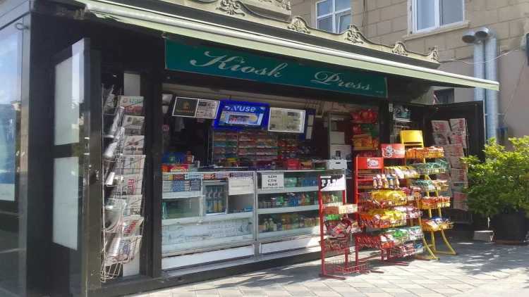 Bakıda köşk yandı,  ölən var