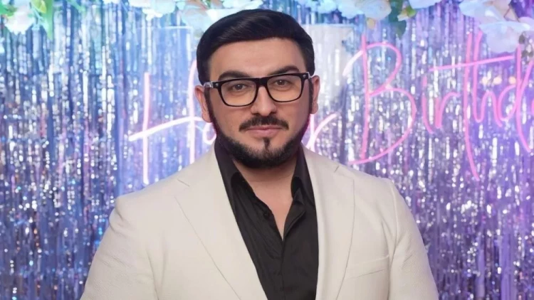 “Zaur”um olsa, öpüşərəm onunla, yatağa girərəm