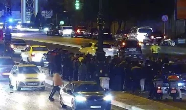 Bakıda ağır qəza: Yollar bağlandı - FOTO