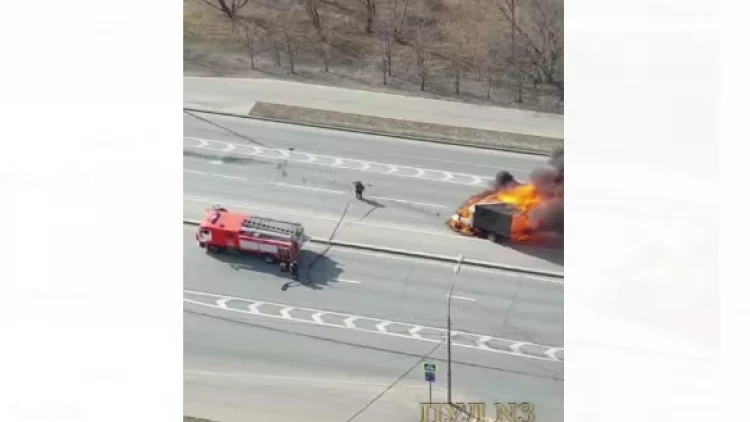 Moskvada yük maşını partladı -  VİDEO