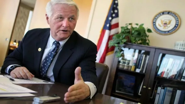 Sabiq konqresmen vəfat etdi