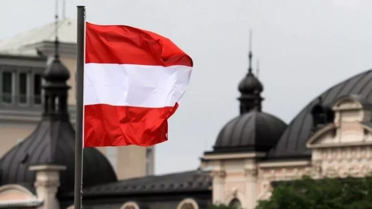 Casusluqda ittiham olunan keçmiş kəşfiyyatçı həbs edildi