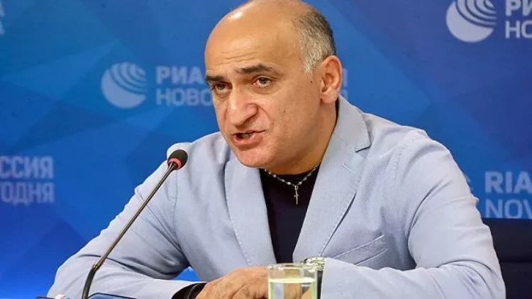 Erməni siyasətçi Tacikistan və Qırğızıstanı təhqir edib