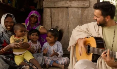 Çingizin ifasına hindlilərin reaksiyası - VİDEO