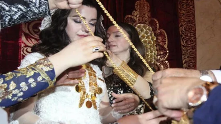 Gəlinə verilən hədiyyə boşananda bölünməyəcək