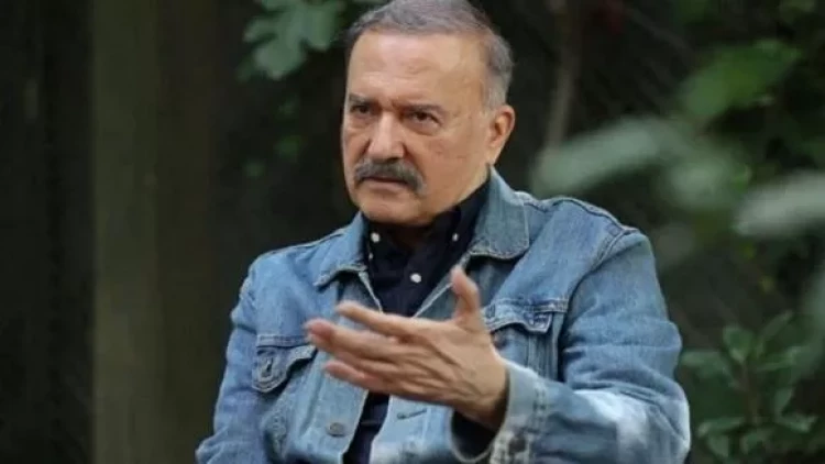 Məşhur yazıçı siyasi partiyanı məhkəməyə verir