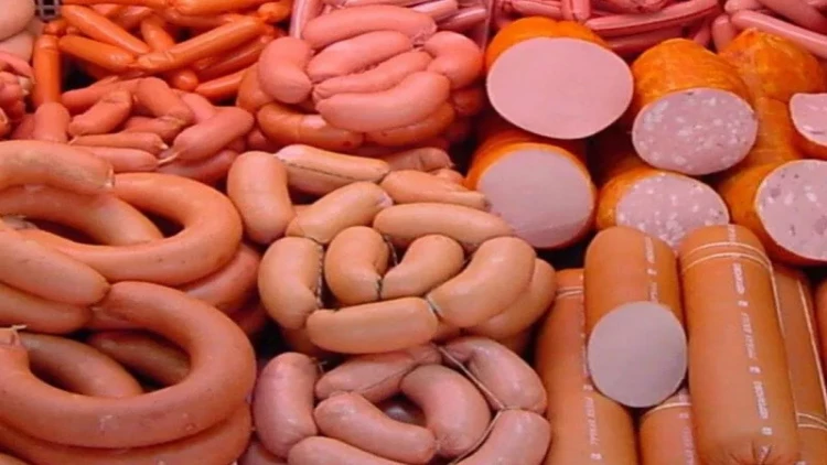 Kolbasanı qızartmaq olmaz – Xərçəngə səbəb olur