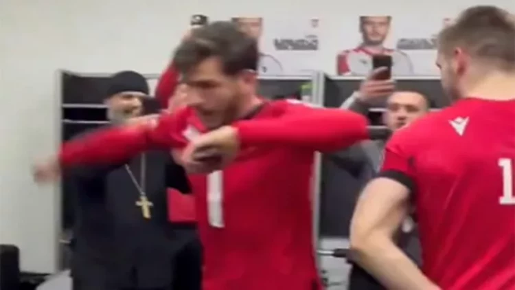 Kvaratsxeliya ləzginka oynadı - VİDEO