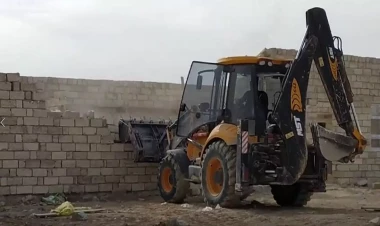 Bu dəfə Qalada qanunsuz tikililər söküldü - FOTO