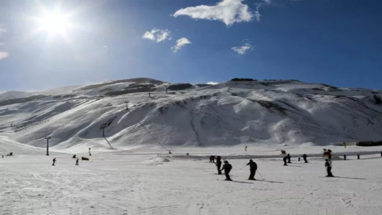 Şahdağa 52 sm qar yağdı - FAKTİKİ HAVA