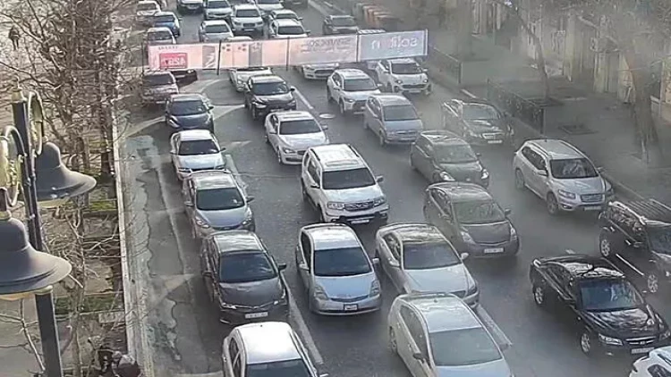 Tətil bitdi, tıxac başladı - FOTOlar