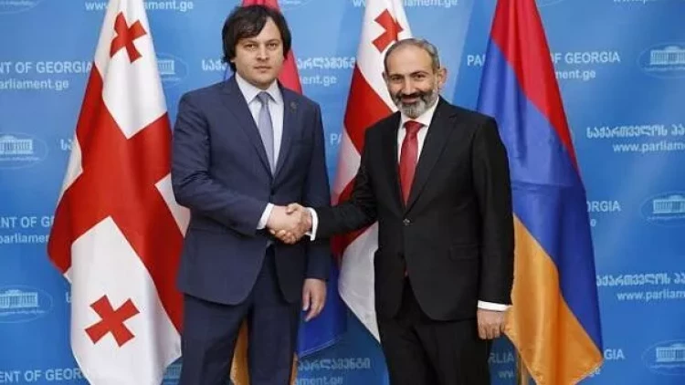 Kobaxidze İrəvanda Paşinyanla görüşdü - FOTO