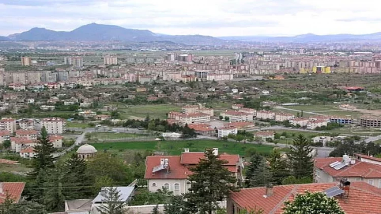 Qırğızıstan vətəndaşlarını Rusiyaya getməməyə çağırdı