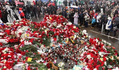 Hazırda “Crocus City Hall”un qarşısı - VİDEO - FOTO