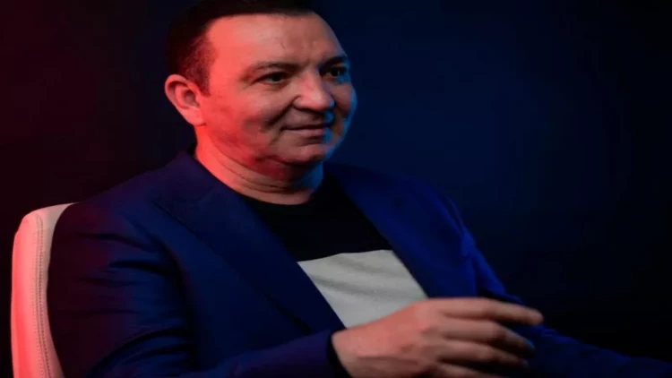 Vasif plastik əməliyyatdan sonra ilk dəfə efirdə - VİDEO