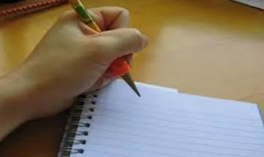 İnsanlar niyə solaxay doğulur və beyinləri necə fərqlənir?