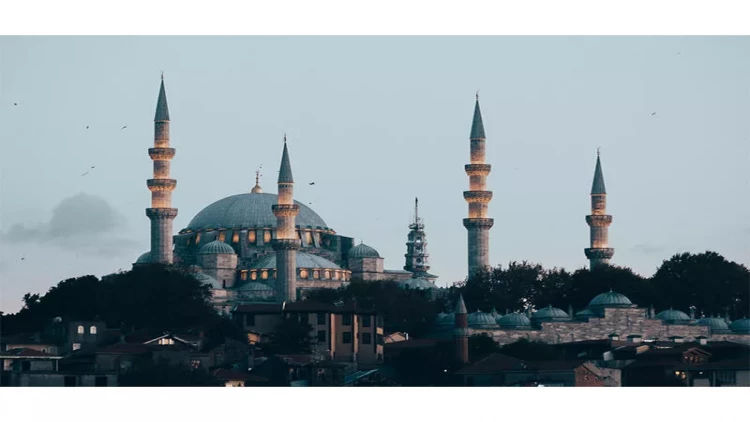 Yanvar-fevral aylarında Çin vətəndaşlarınınTürkiyədə aldığı daşınmaz əmlakın sayı açıqlandı